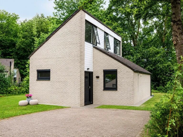Vakantiehuis in Hoeven voor 5 personen met privétuin